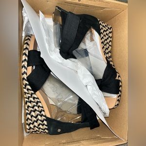 Women’s Ugg Sandals